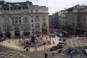 Piccadilly Circus (WikiCommons: Justinc CC)
