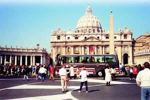 Peterskirken, Roma (Brustad Buss, påska 1988)