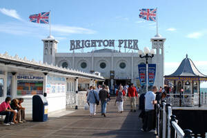 Brighton Pier (foto: WikiCommons Jeanhousen - CC)
