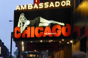 Chicago på Amabassador Theatre