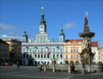 Rådhuset og Samson fontenen i České Budějovice (WikiCommons:Abubiju, gpl)