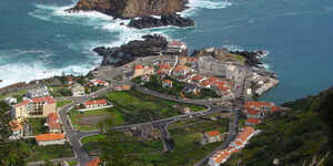 Porto Moniz (foto: WikiCommons WouterHagens - PD)